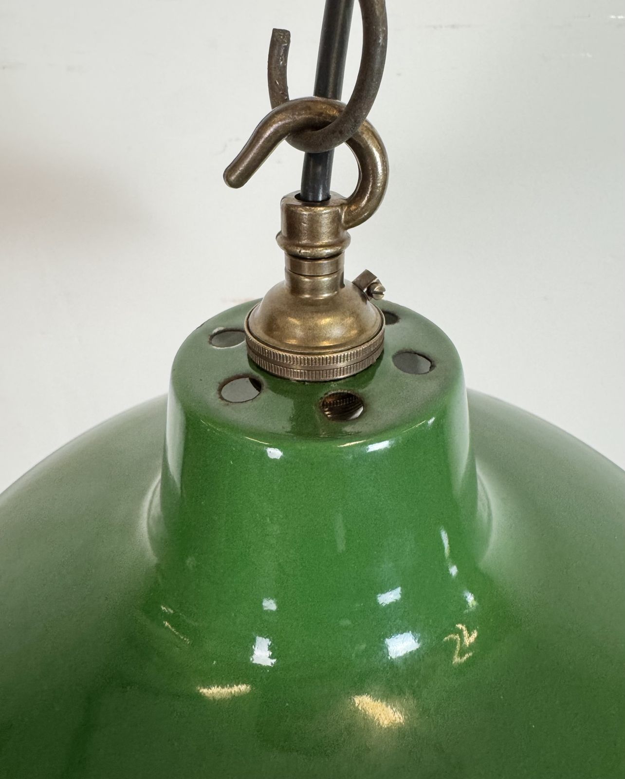 photo vintage Industrial Green Enamel Factory Pendant Lamp From Revo, 1950s