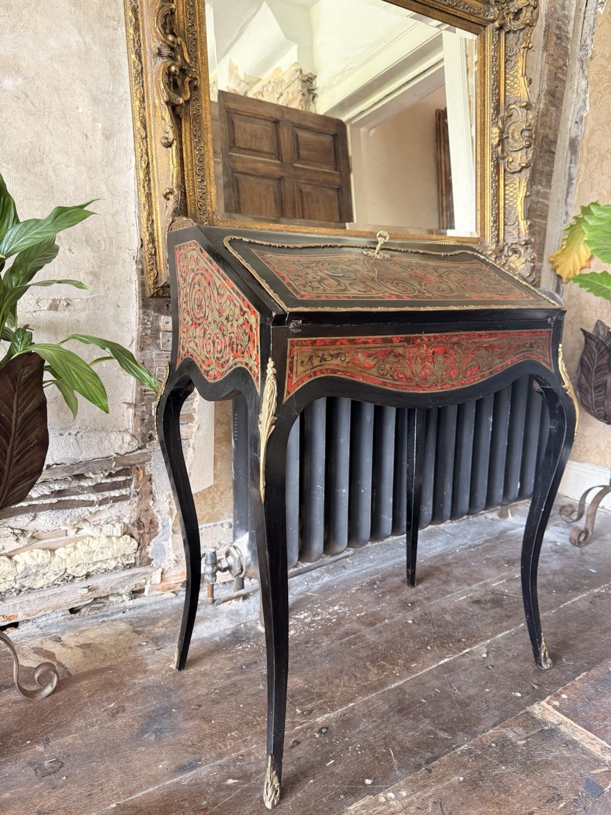 photo vintage Antique Orginal  Ebony Gilt French Boulle Louis XV Boulle Bureau De Dame Desk