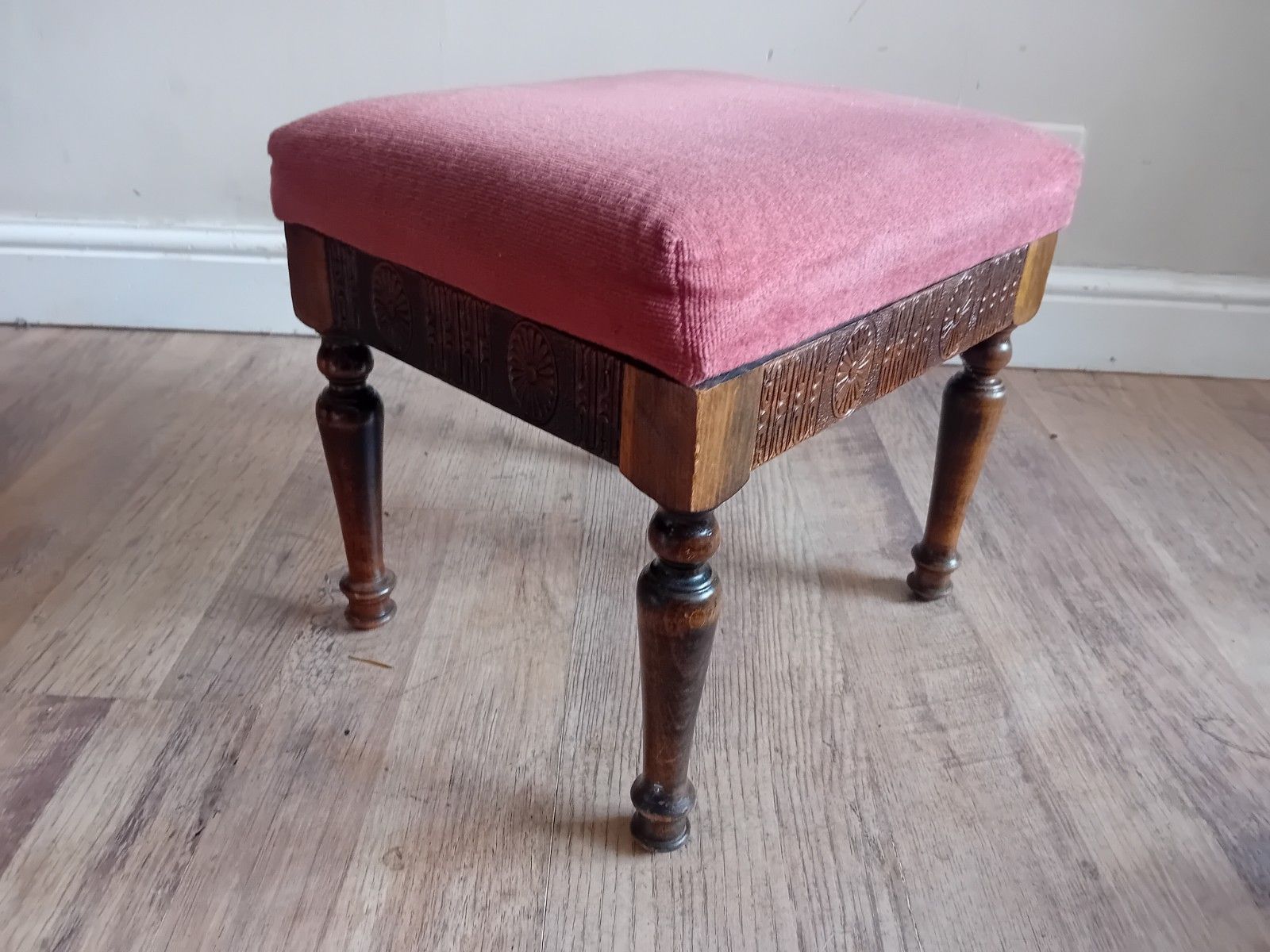 Beautiful Antique Victorian Carved Mahogany Footstool /Stool photo Furniture