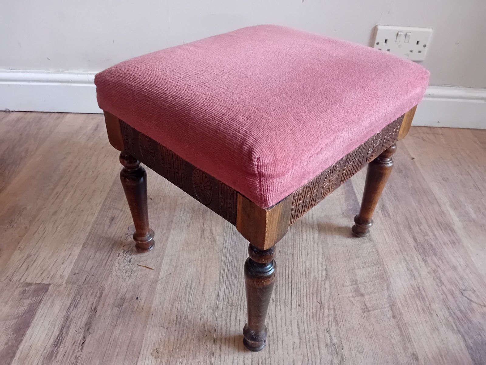 Beautiful Antique Victorian Carved Mahogany Footstool /Stool photo buy