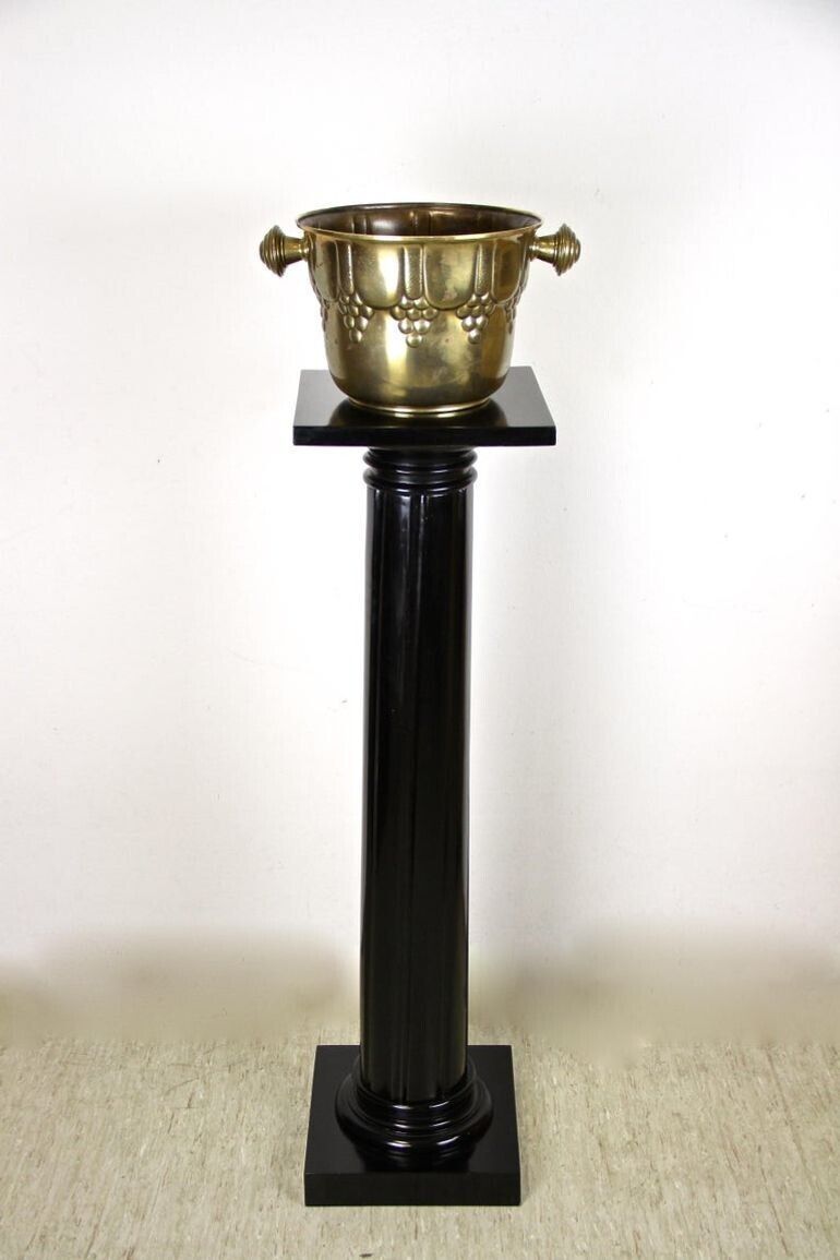 2150.0 20th Century Art Nouveau Pedestal Or Column, Ebonized /Handcarved, At Ca. 1900 photo