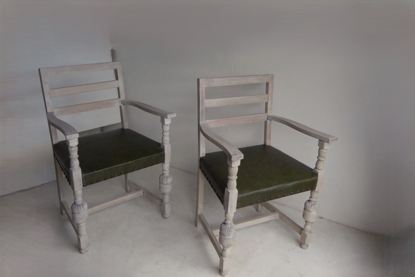 Set Of Eight Rare Green Seats Ladderback Solid Oak Antique  Dining Chairs photo for sale