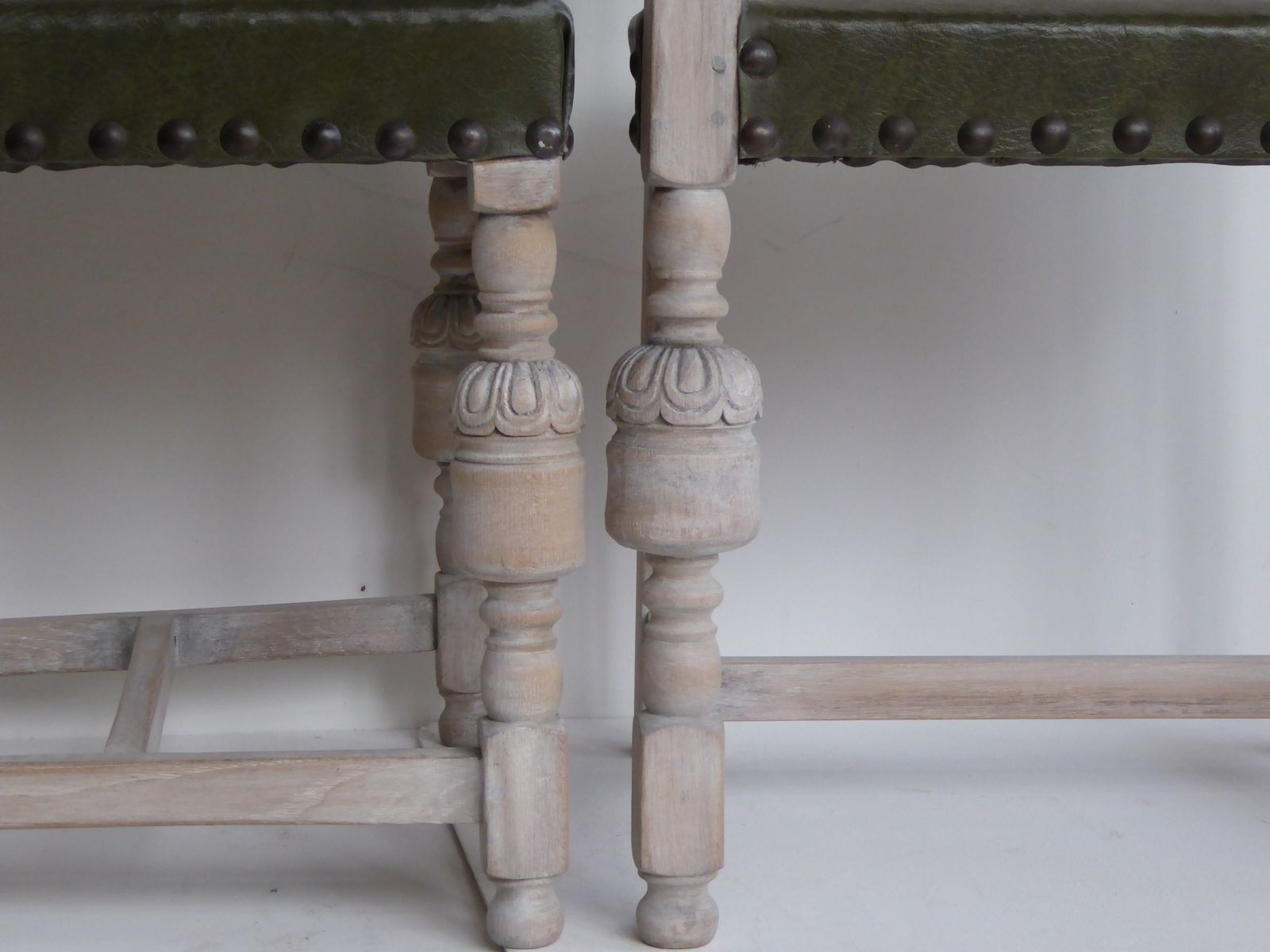 photo buy Set Of Eight Rare Green Seats Ladderback Solid Oak Antique  Dining Chairs
