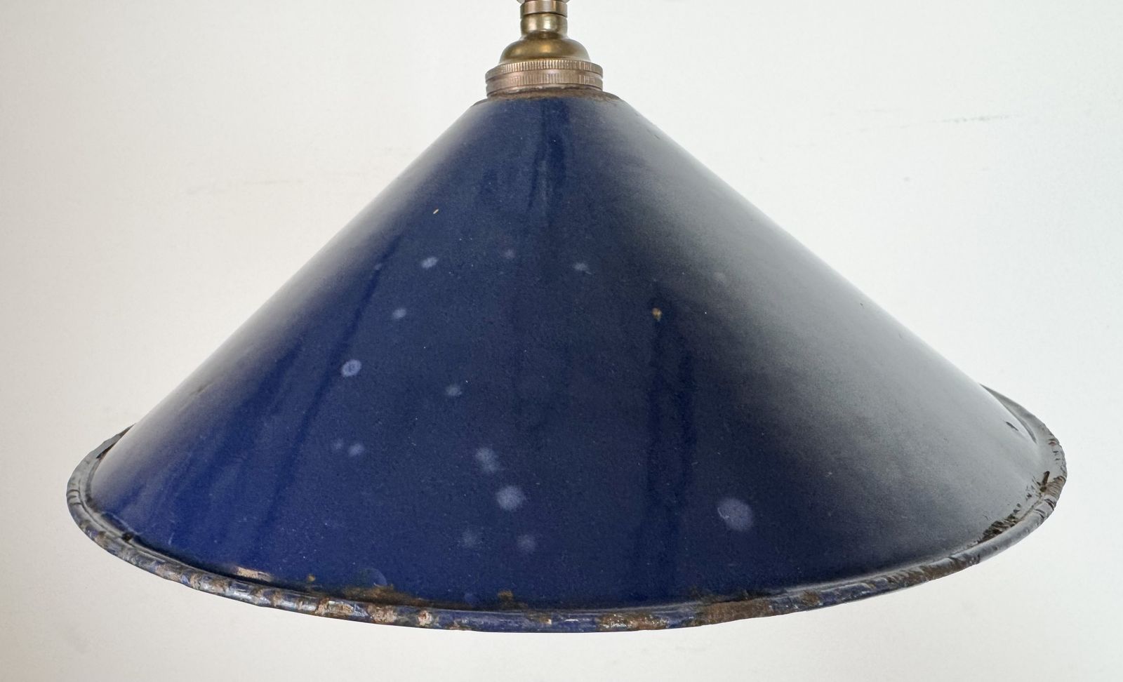 photo vintage Industrial Dark Blue Enamel Factory Pendant Lamp, 1950s