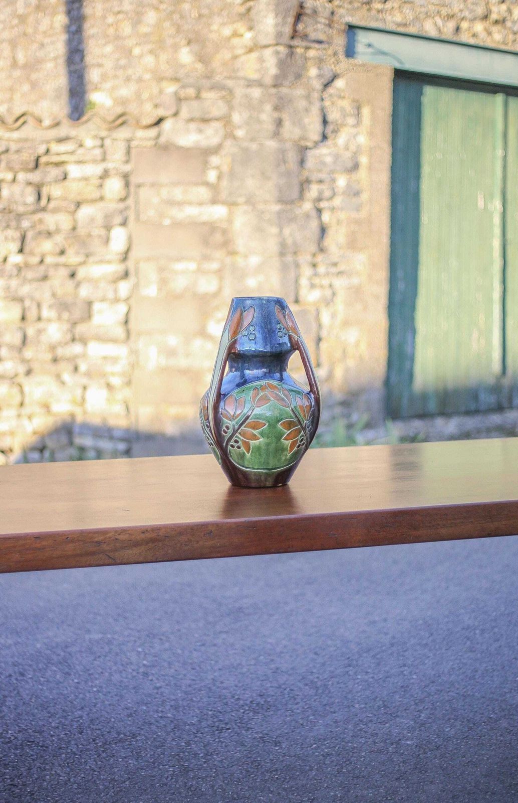 Large Art Deco Vase, Enamelled Terracotta Vase With Floral Motifs, Vase With Tripod Handles, Collection photo vintage