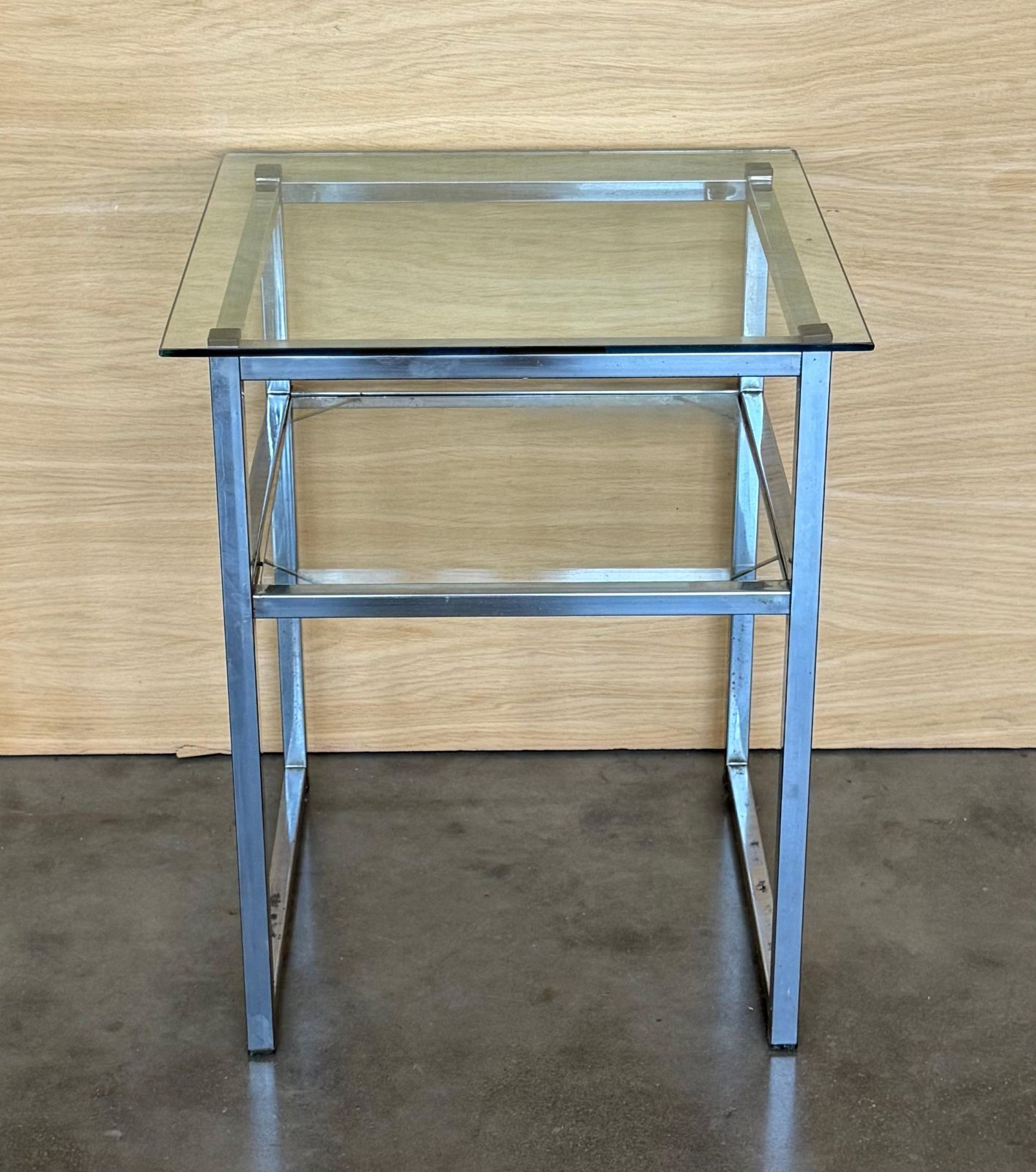 Paire de tables d'appoint italiennes mid-century modern en chrome, vers 1970 photo furniture