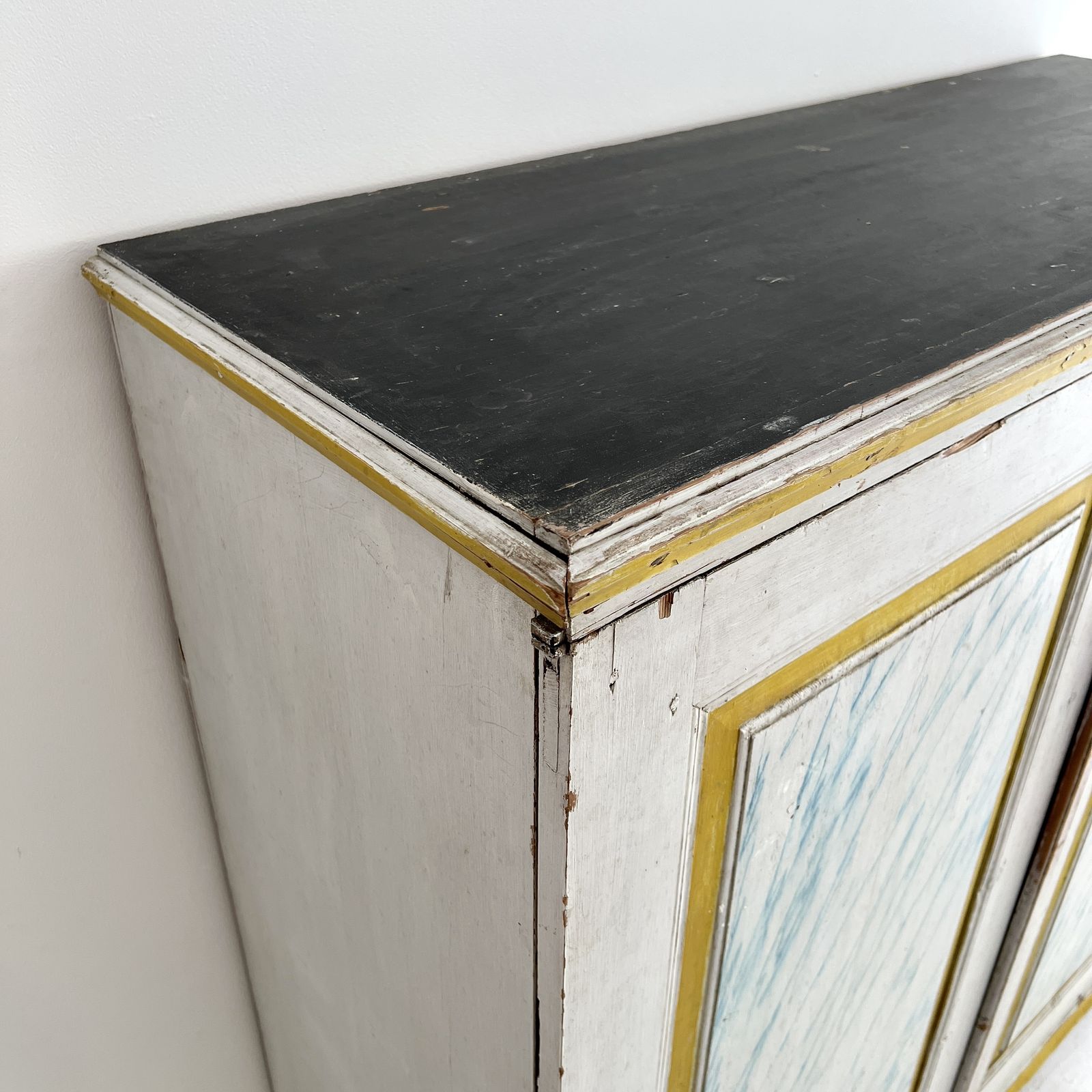 photo furniture 19th Century Swedish Faux Marble Painted Cabinet