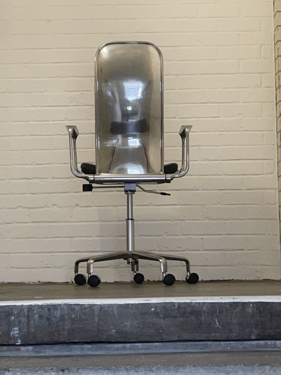 Vintage Hille Fred Scott Supporto Task Chair. High Back With Arms In Polished Aluminium With Black Leatheri Seat Pads photo 1100.0