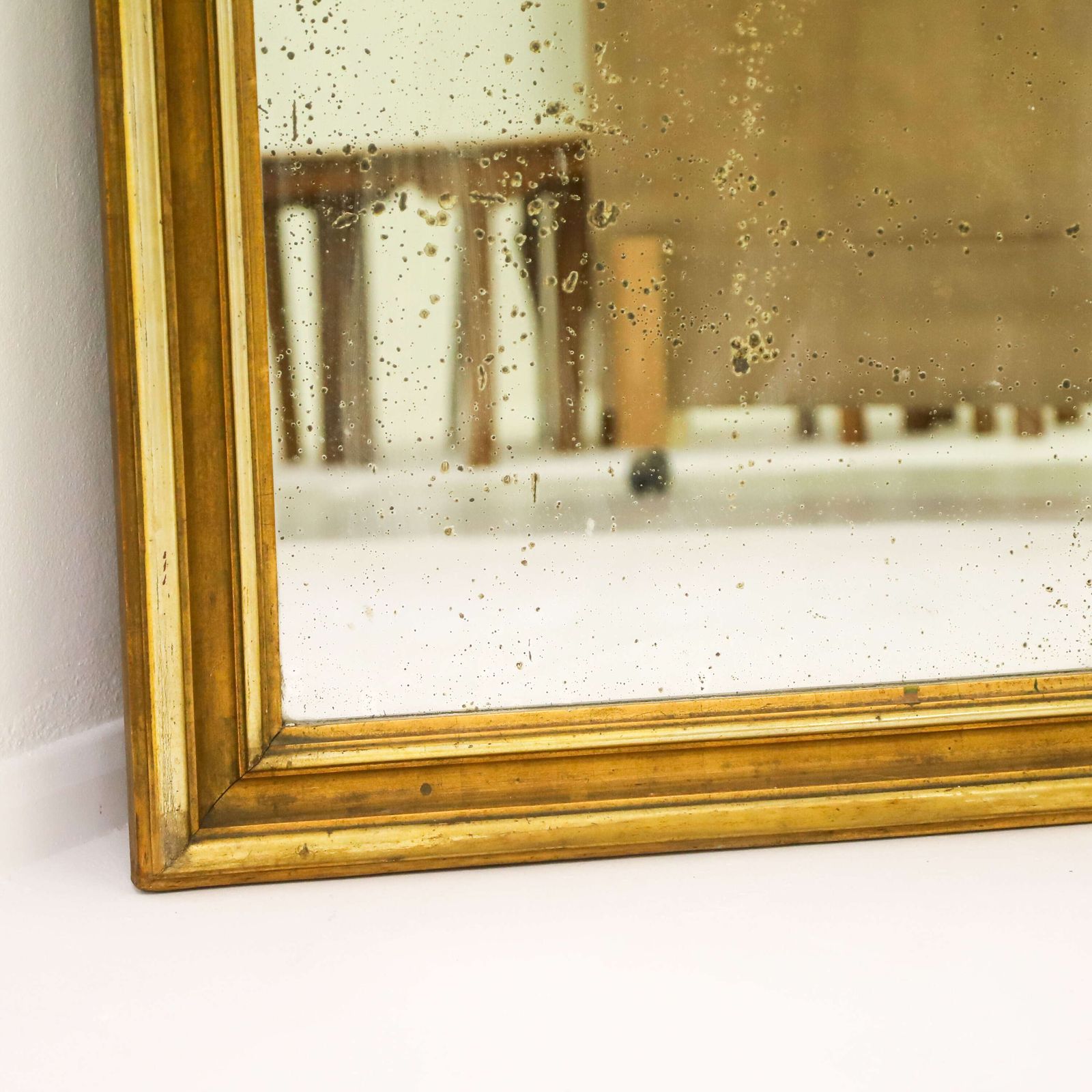 Elegant Louis Philippe Gilt Mirror  Timeless French Overmantle Accent photo Home Decor