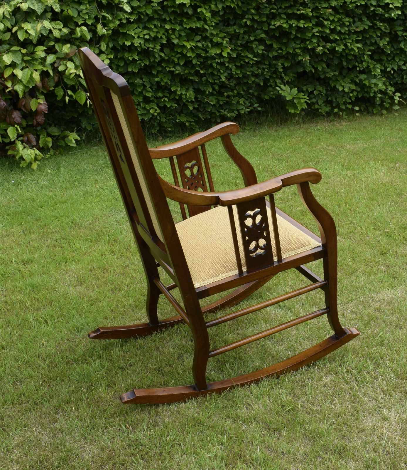 photo vintage Edwardian Mahogany Inlaid Rocking Chair