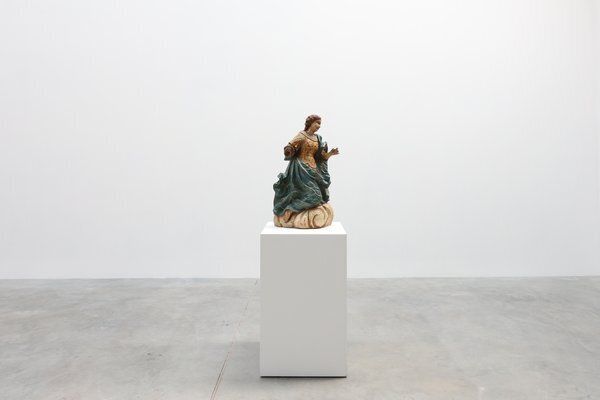 3080.0 18th Century French Religious Statue Of The Virgin Mary On A Cloud photo