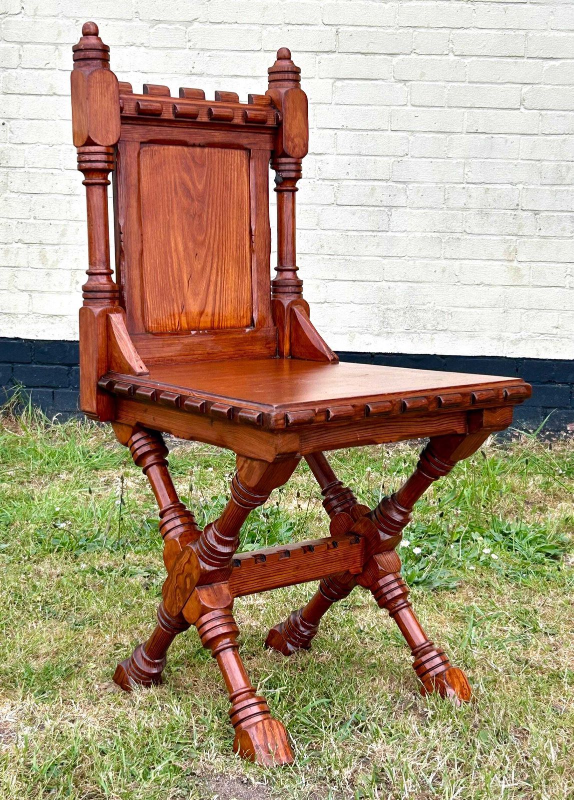 Antique Pitch Pine Hall Chair Gothic Church Wooden Hall Vintage Industrial Seating Arts And Crafts Victorian