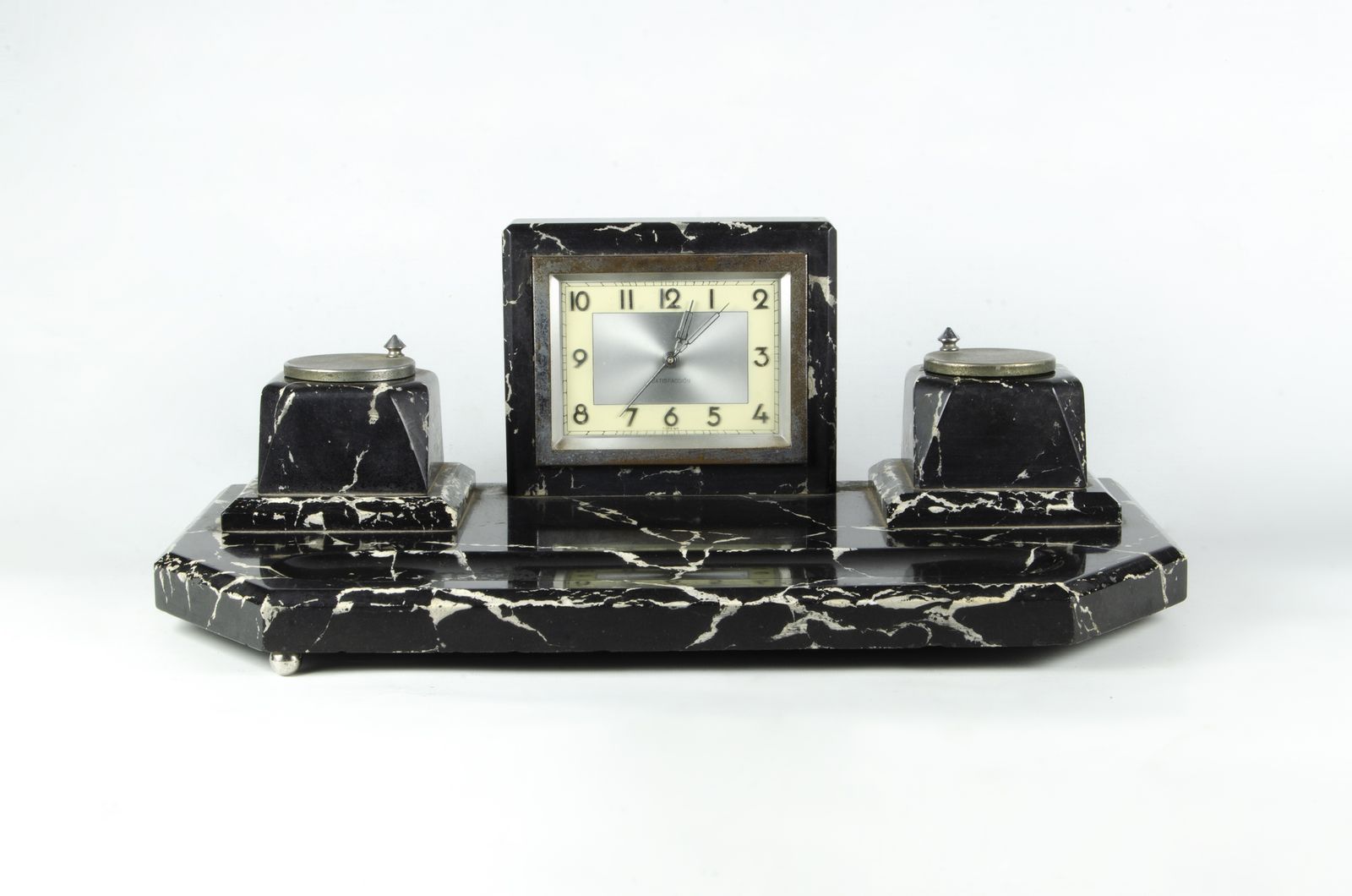 Set Of Early 20th Century Art Déco Black Marble Clock And Inkwells With Base, France