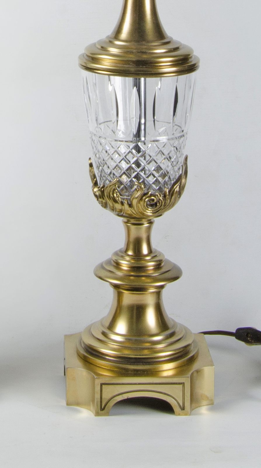 Pair Of Mid Century Modern Golden Brass And Glass Table Lamps By Stiffel, United States photo Lighting