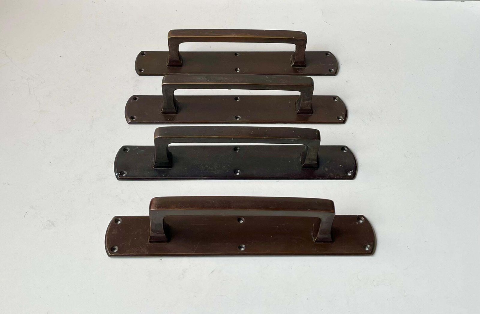 Bauhaus Style Bank Door Or Gate Handles In Bronze, 1930s, Set Of 4 photo 651.0