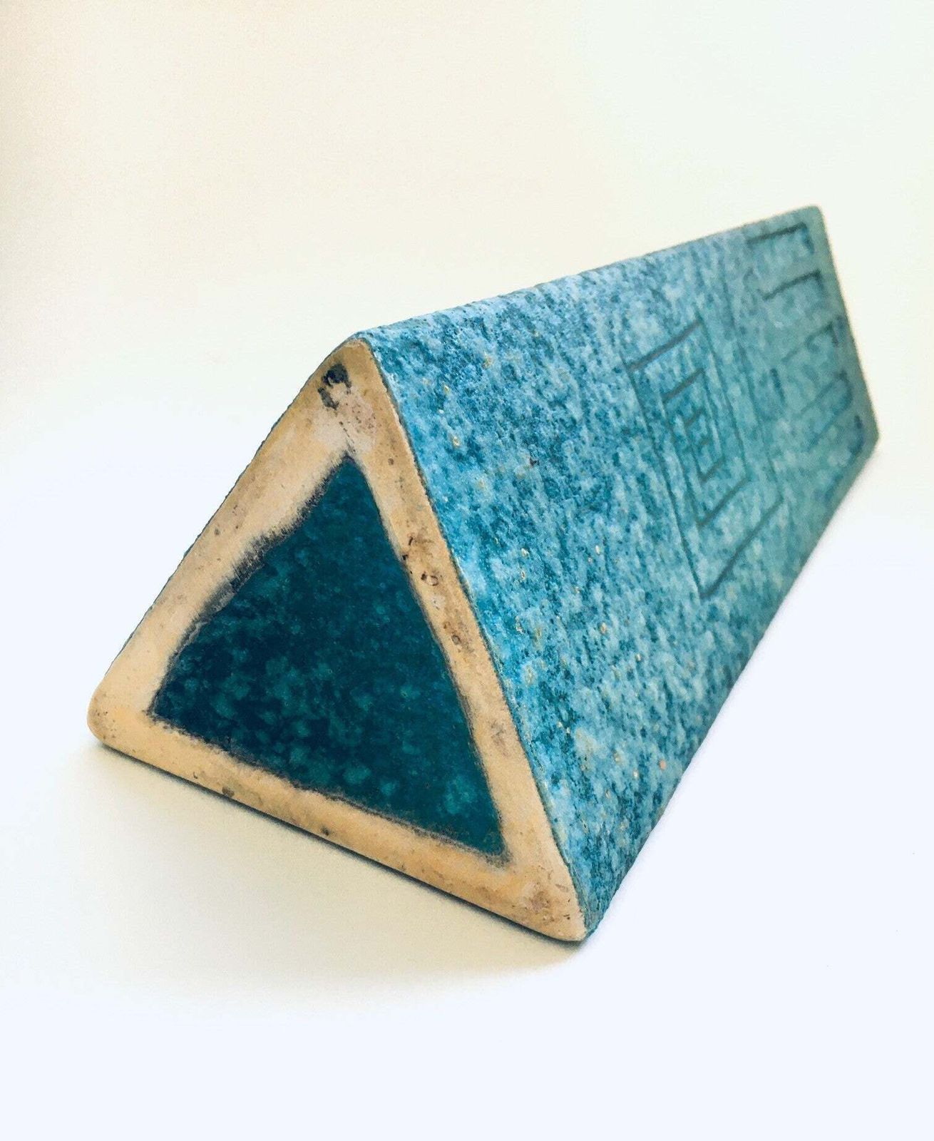 photo furniture Rare Art Ceramics Sgraffito Triangular Vase By Alvino Bagni For Raymor, Italy 1960's