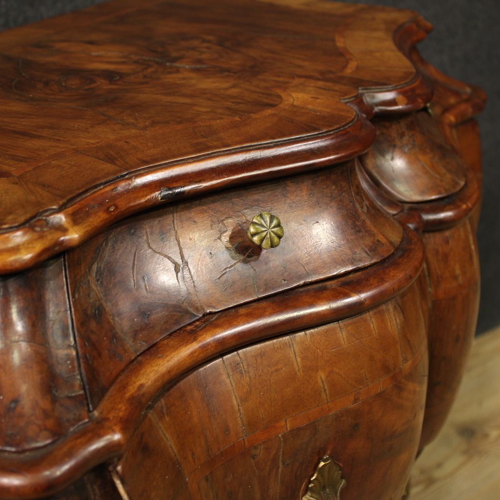 photo furniture Venetiaanse Ladekast In Hout, 20e Eeuw