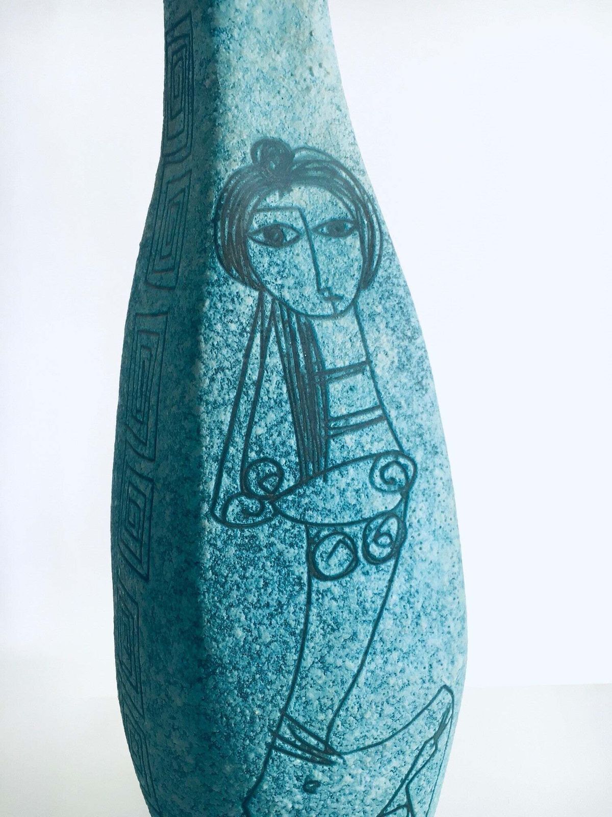 photo buy Very Rare Art Ceramics Sgraffito Table Lamp By Alvino Bagni For Raymor, Italy 1960's