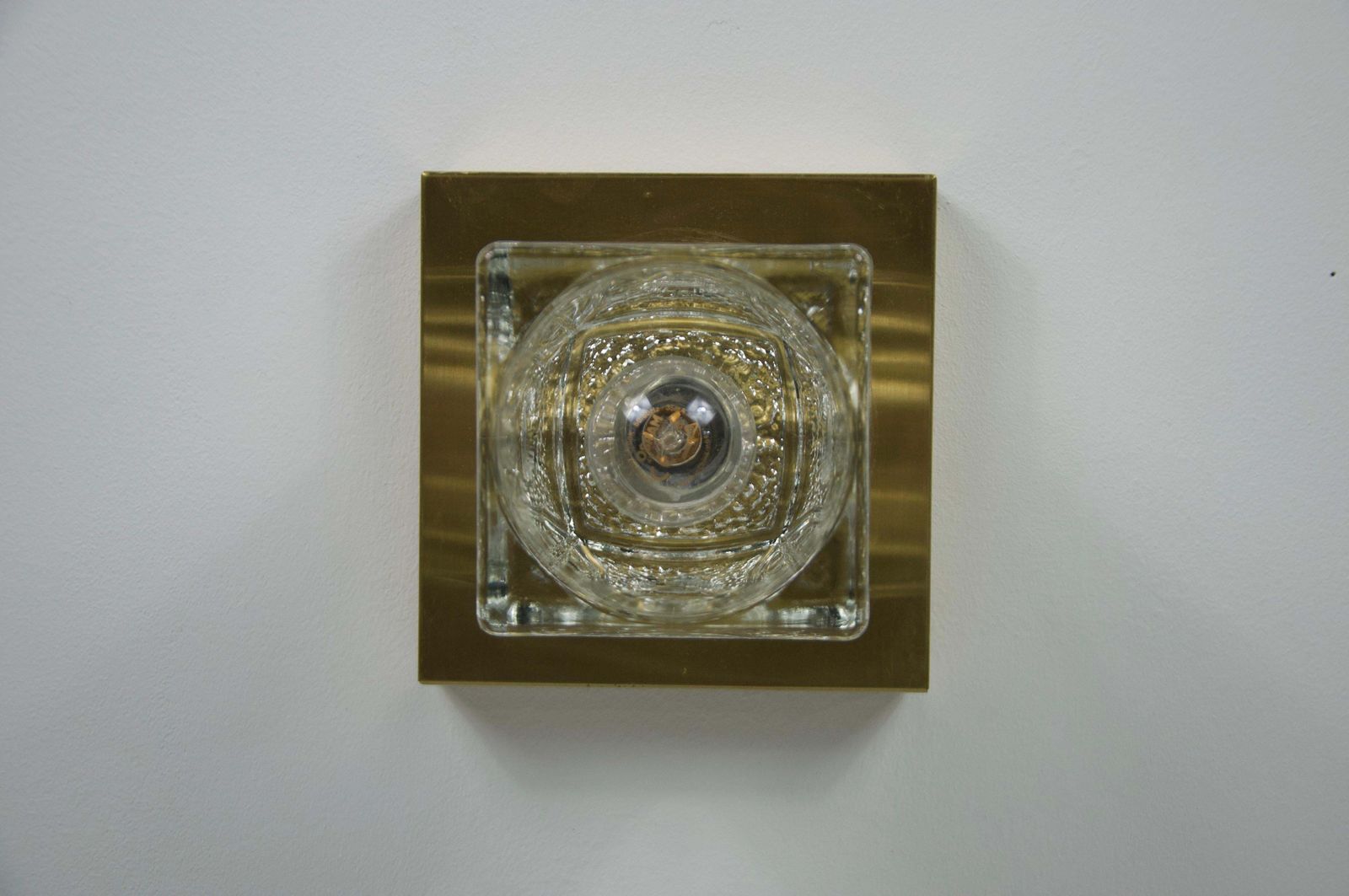 1 Of 4 Ice Glass Cube Wall Lamps With Brass Base By Peill & Putzler, 1970s photo 549.0