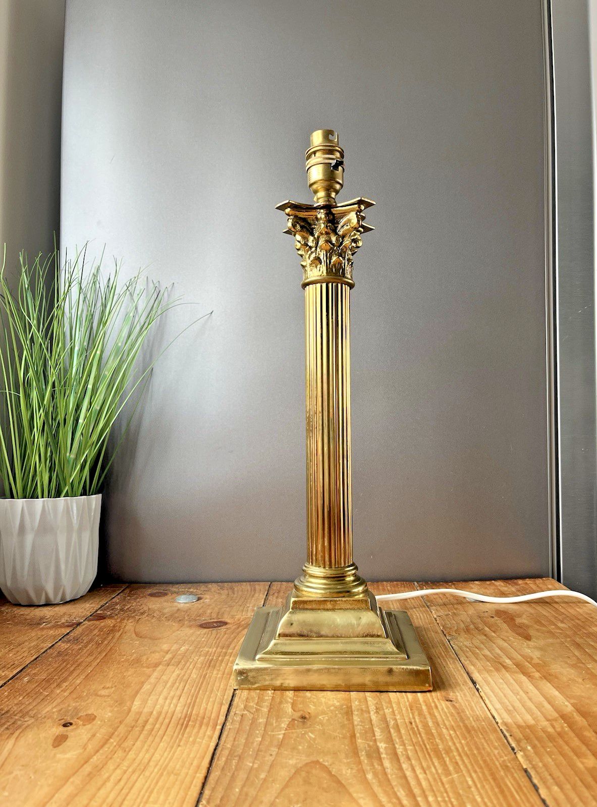 Large Antique Art Deco Corinthian Column Table Lamp Acanthus Leaf Country House photo Lighting