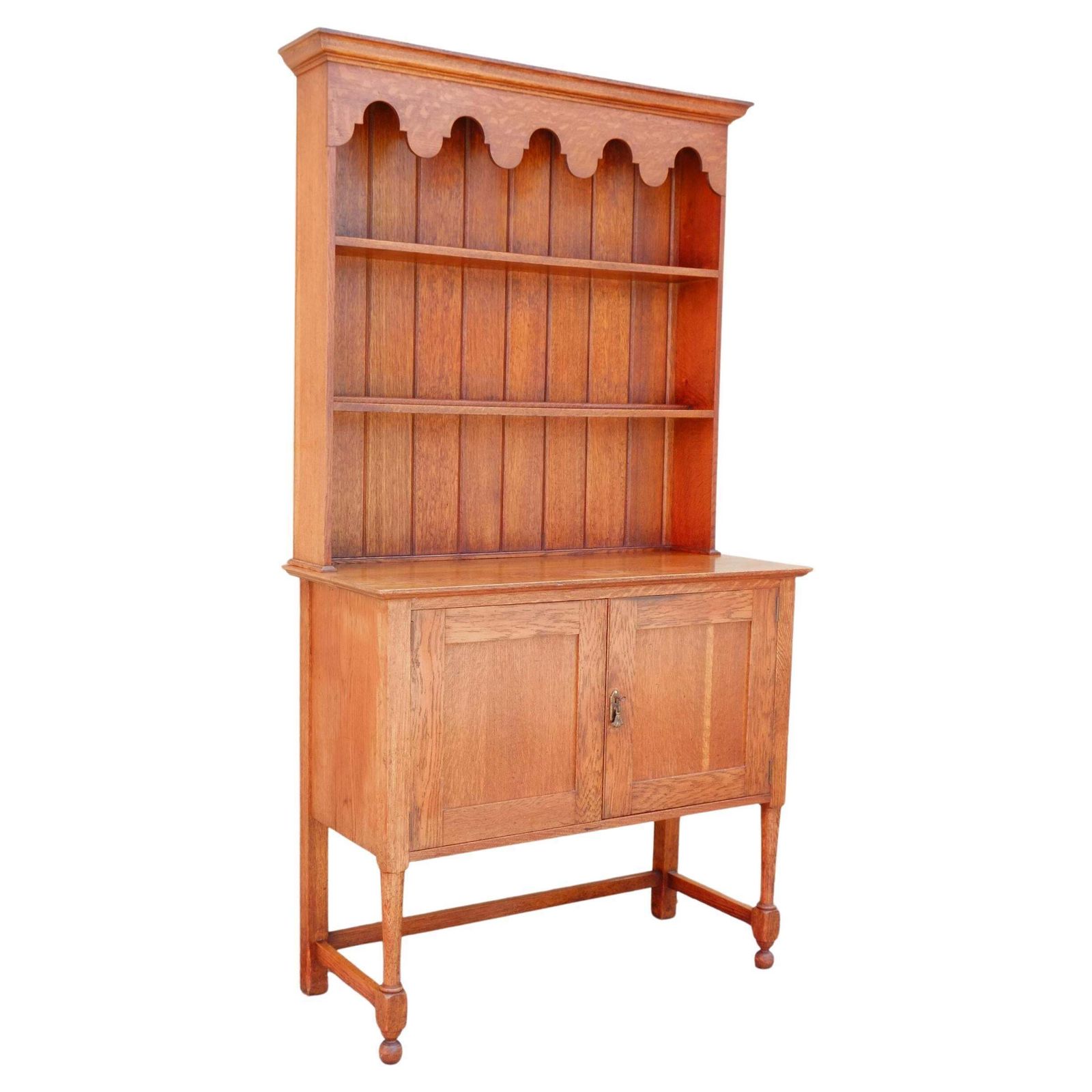Compact Antique Solid Oak Welsh Dresser With Plate Rack