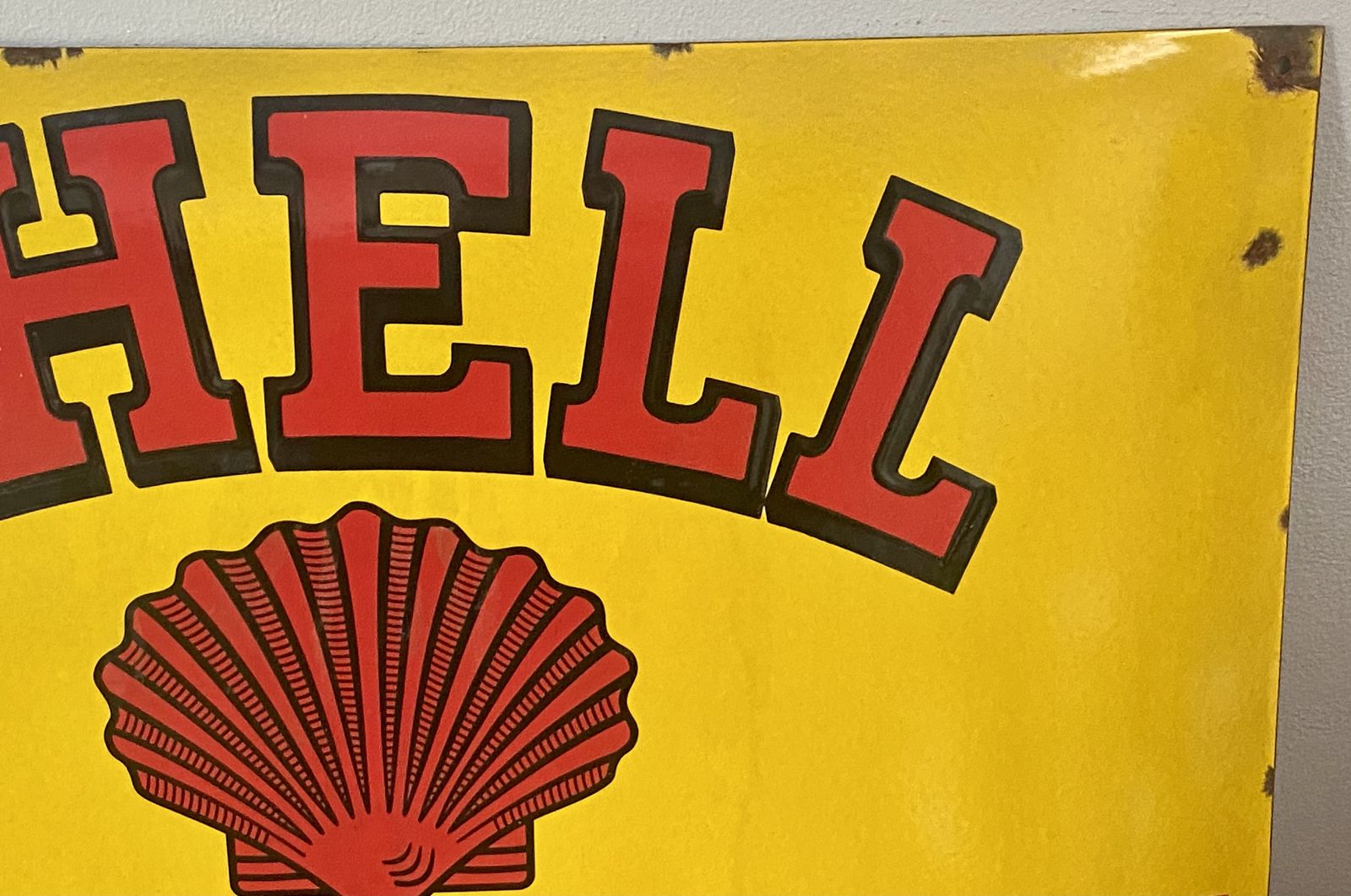 photo buy Shell Motor Oil Garage Automotive Sign Automobile Gas Petrol Dealer Dealership Advertising Service Station Old Stickman Clam Petrol Can Jug Bp Essso