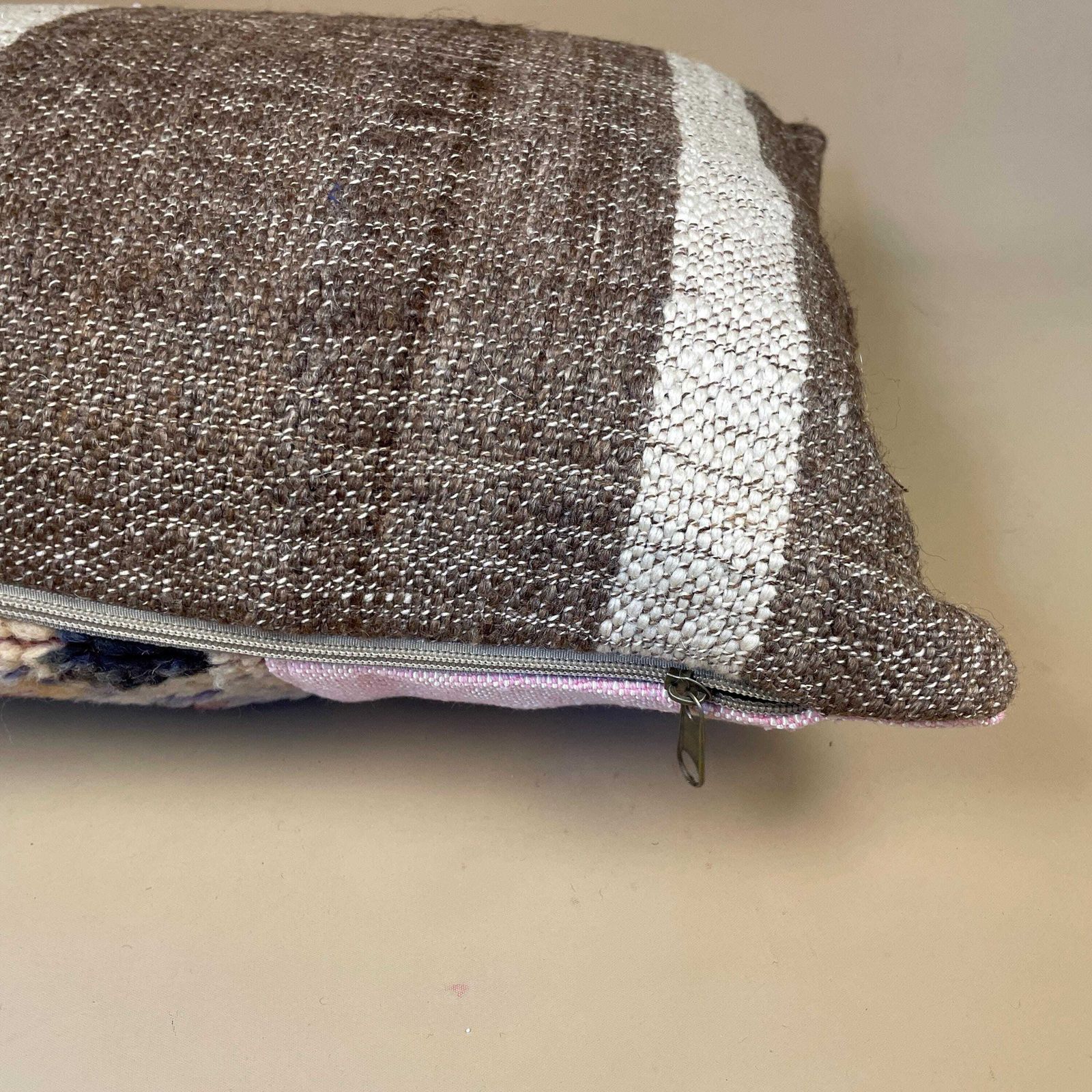 Moroccan Kilim Berber Cushion Antique Carpet Pillow Feather Handmade 60x40cm Feather Filled Handwoven Pink Traditional Rectangle Vintage photo vinterior