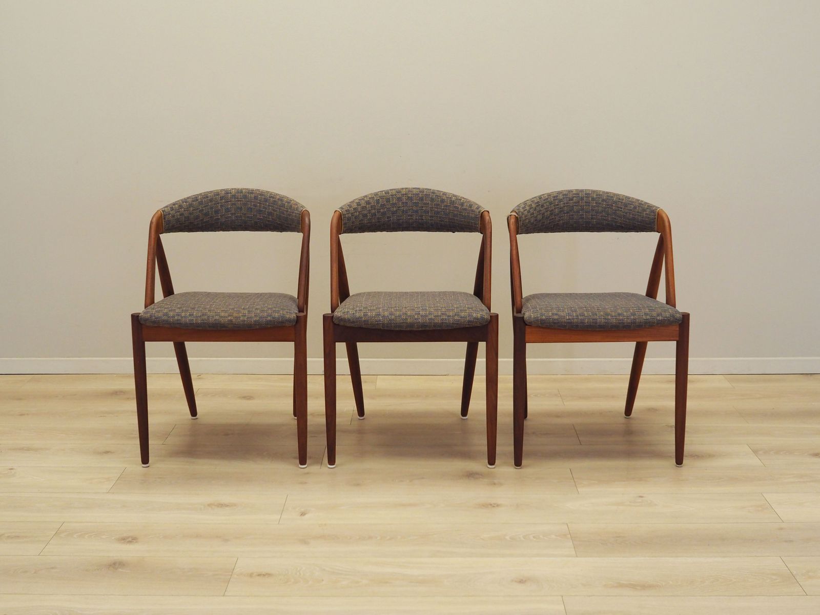 Set Van Drie Teakhouten Stoelen, Deens Design, Ca. Jaren 1970, Ontwerper: Kai Kristiansen photo for sale