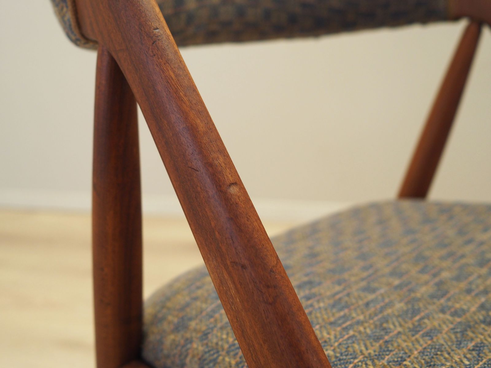 photo furniture Set Van Drie Teakhouten Stoelen, Deens Design, Ca. Jaren 1970, Ontwerper: Kai Kristiansen
