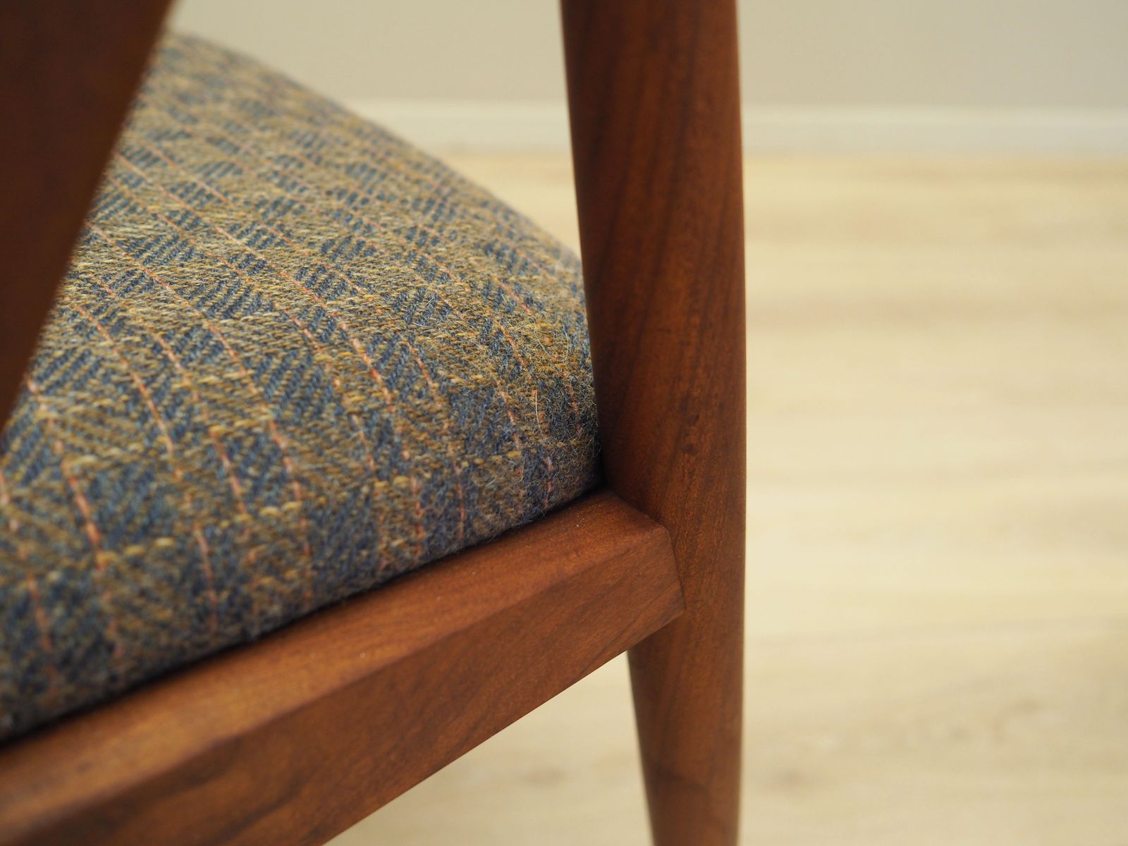 photo buy Set Van Drie Teakhouten Stoelen, Deens Design, Ca. Jaren 1970, Ontwerper: Kai Kristiansen