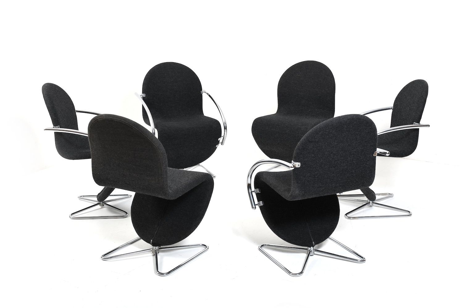 Verner Panton For Fritz Hansen 1973 Series 1 2 3 Butterfly Base photo for sale