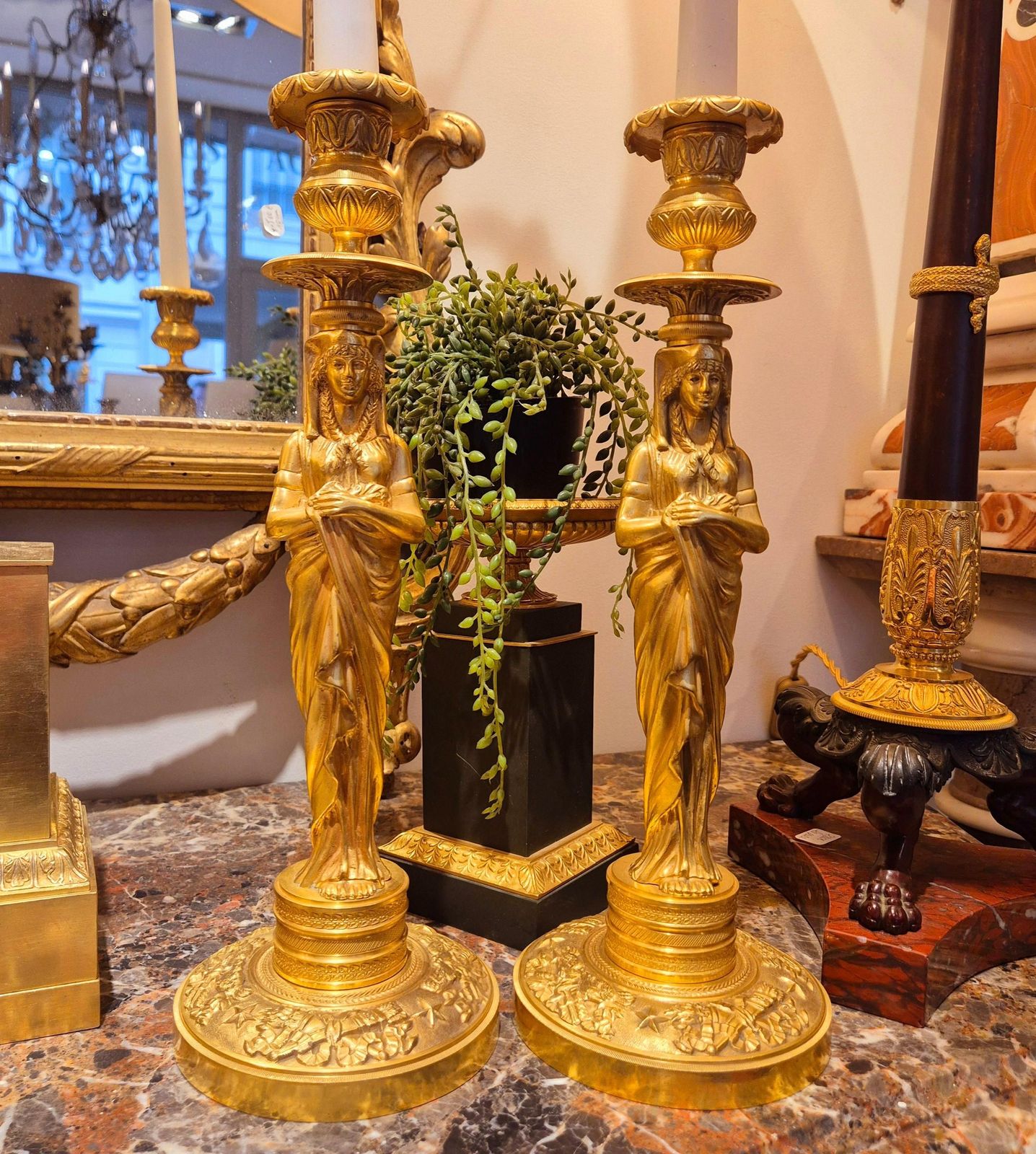 photo vintage Pair Of Gilt Bronze Retour D`egypte Candlesticks, Empire Period, 19th Century