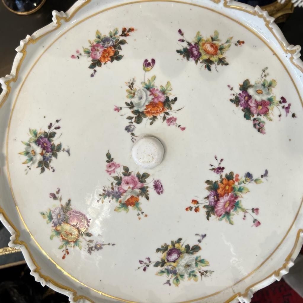 Late 19th Century Pair Of Serving Platters In Paris Porcelain photo vinterior