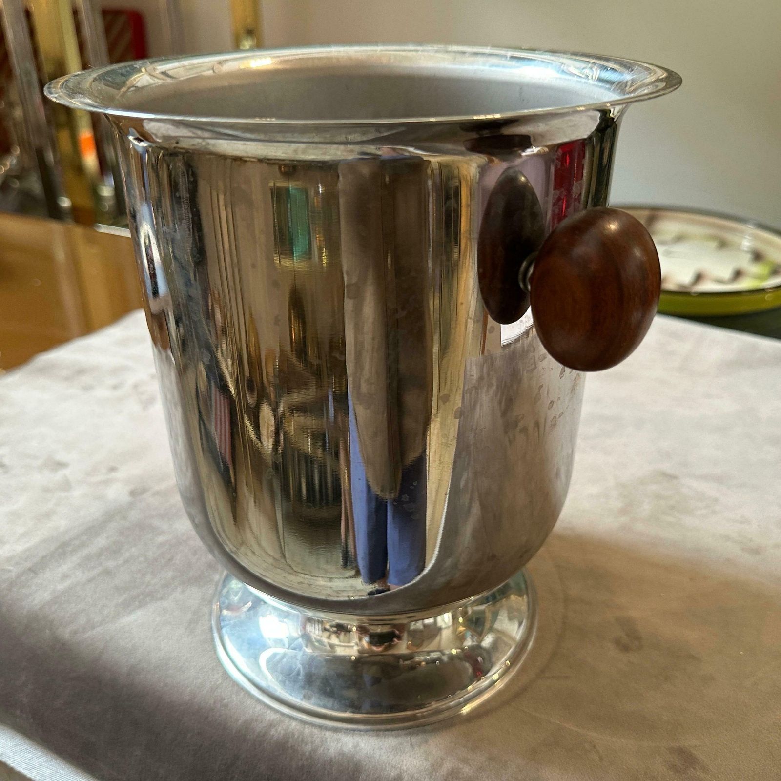 photo furniture 1970s Modern Silver Plated Metal Body And Wood Handles Italian Wine Cooler