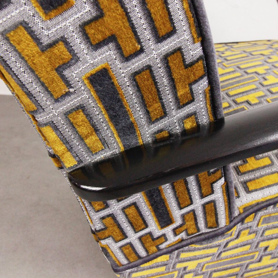 photo vinterior Armchairs "Gold Tetris" From 1935 By Jindrich Halabala
