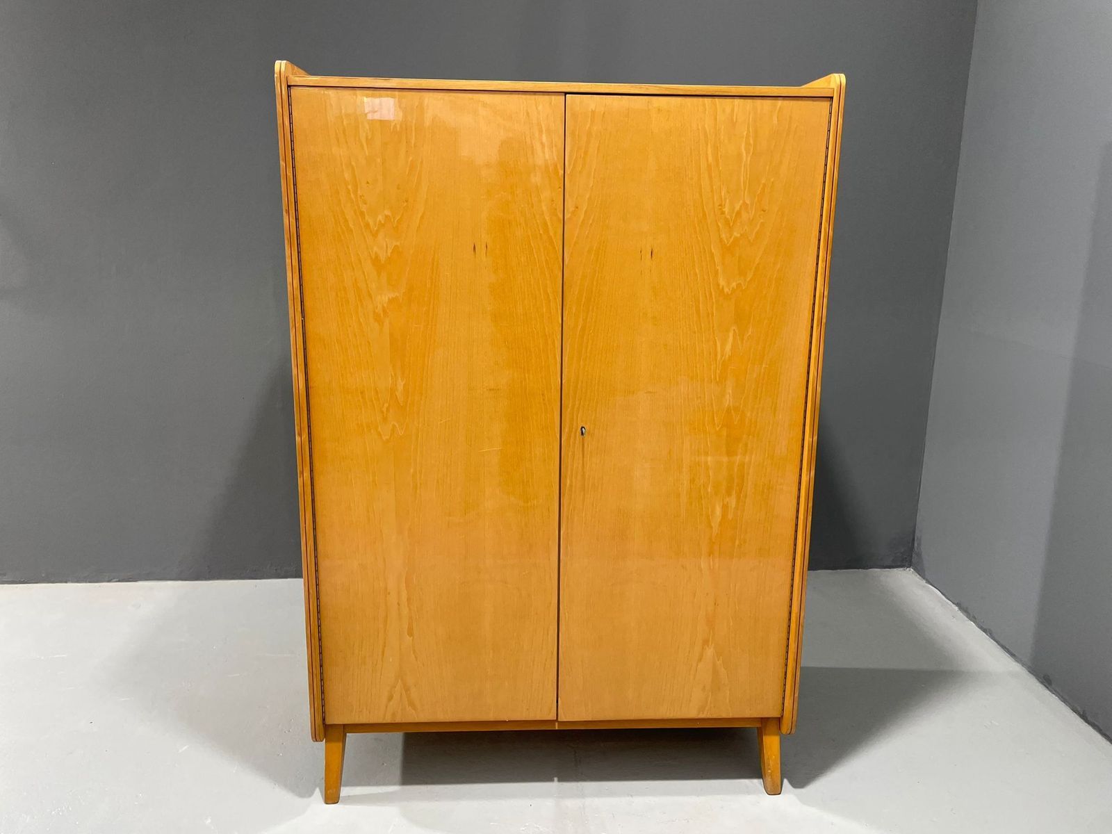 Your20th Midcentury High Gloss Wardrobe By Tatra Nábytok, 1930s–1960s Rs. 42,800.00