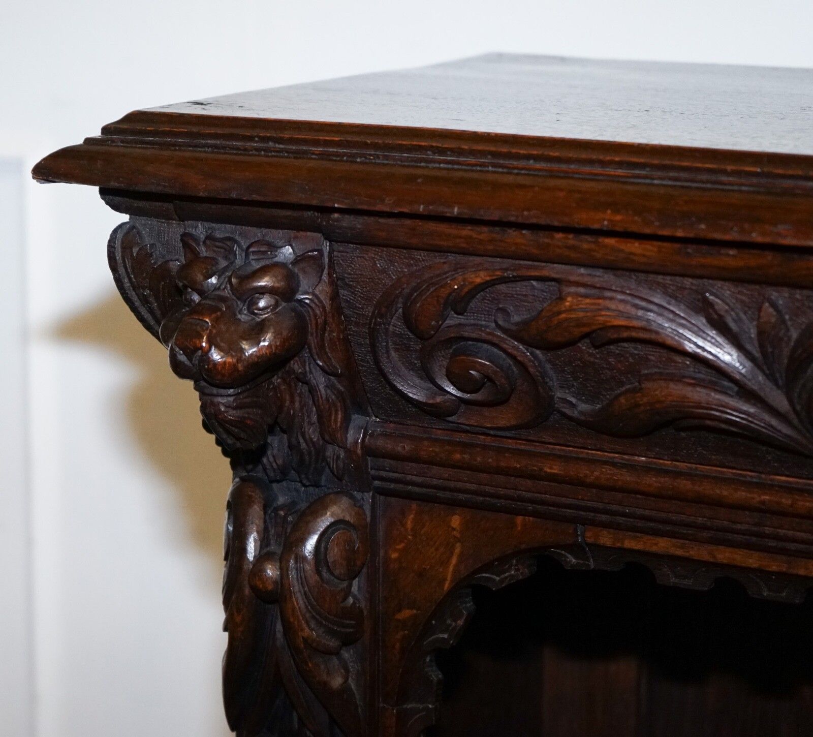Antique Circa 1800 Oak Greenman & Lionheads Dwarf Open Bookcase photo vinterior