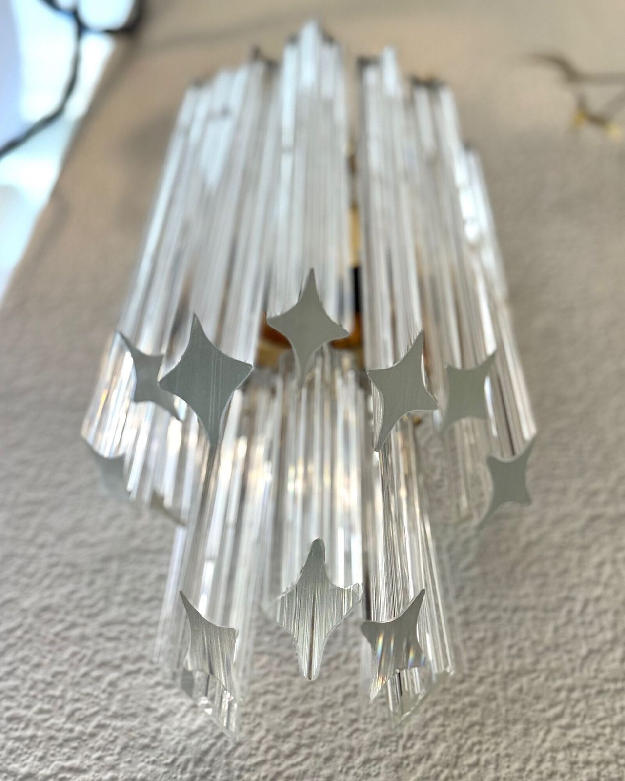 photo vinterior A Pair Of Large 1980s Novorasi Quadriedri Murano Glass And Brass Wall Sconces