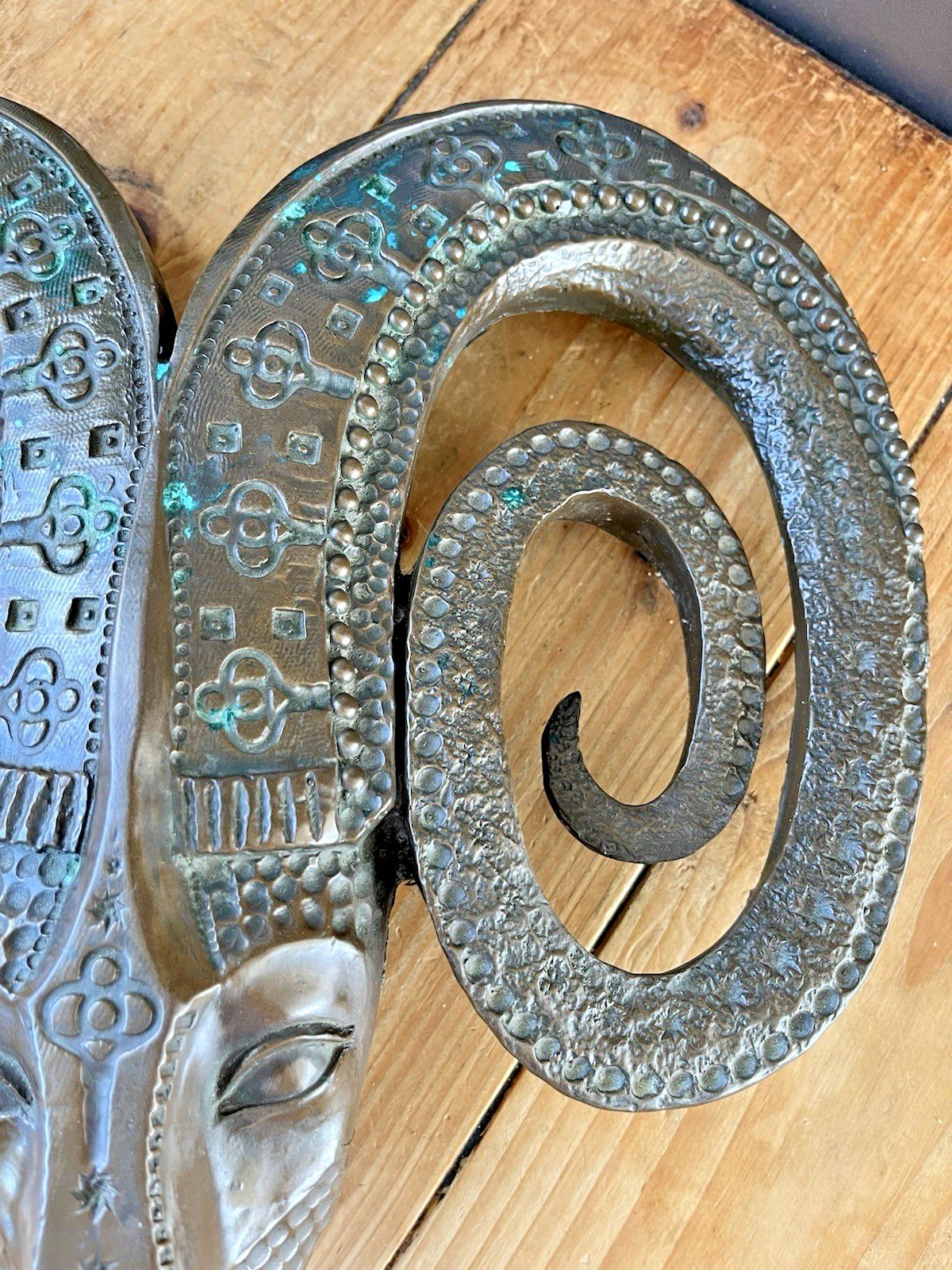 Signed John Letts Bronze Resin Ram Brutalist Folk Wall Hanging Art Sculpture photo vinterior