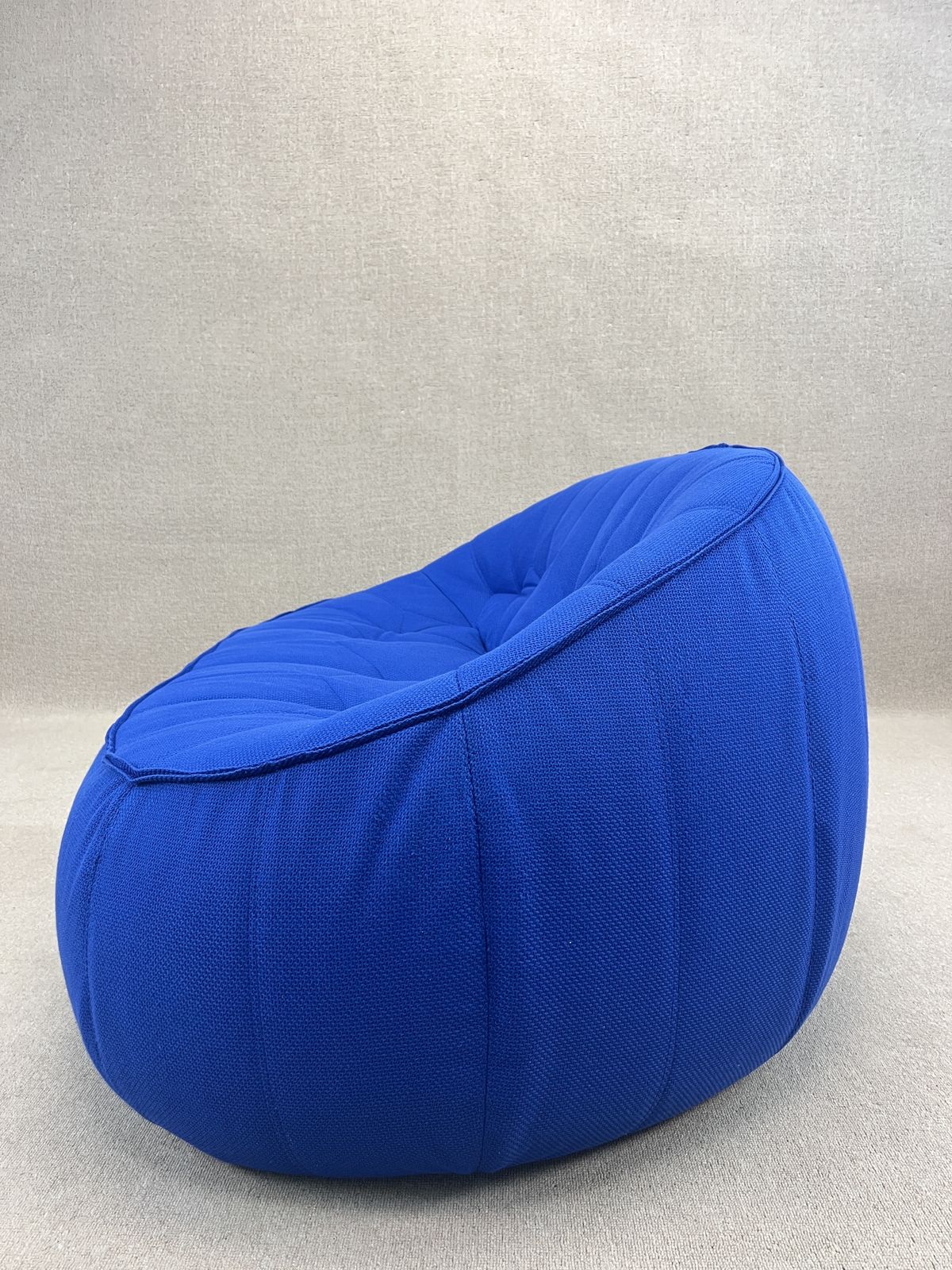 photo buy Blueottoman Two Seater Sofa Settee By Ligne Roset