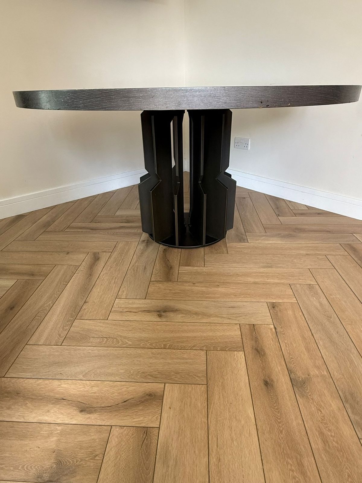 Fbc London   Lawrence Dining Table   Designed By Fiona Barratt Campbell