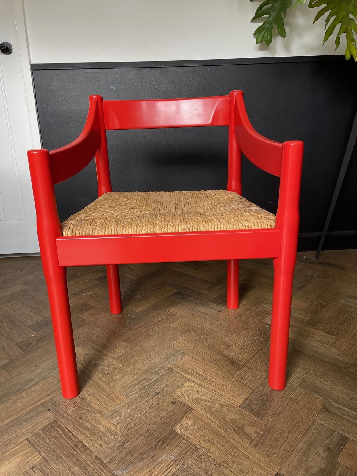 Original Vico Magistretti 'Carimate' Carver Dining Chair Professionally Refinished With New Rush Seat photo vinterior