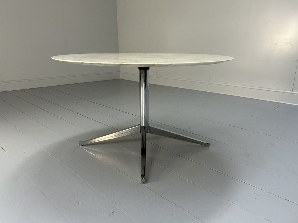 Knoll Studio “Florence Knoll” Round Dining Table & 4 “Brno” Armchair Suite – In “Carrara” Marble & Leather photo 8900.0
