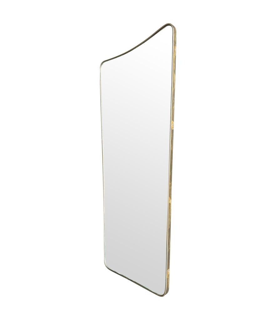 photo vinterior A Large Original 1950s Italian Shield Mirror With