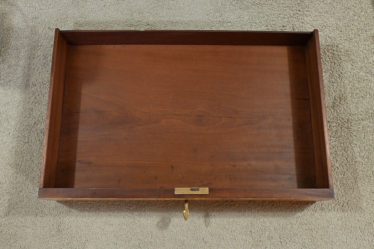 photo vintage Dressing Table In Elm Burl Veneer, Empire Period – Early 19th Century