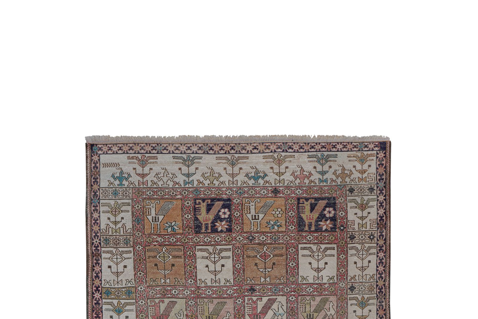 Soumac Kilim Pictorial Animals Rug 4'1'' X 5'8'' photo furniture