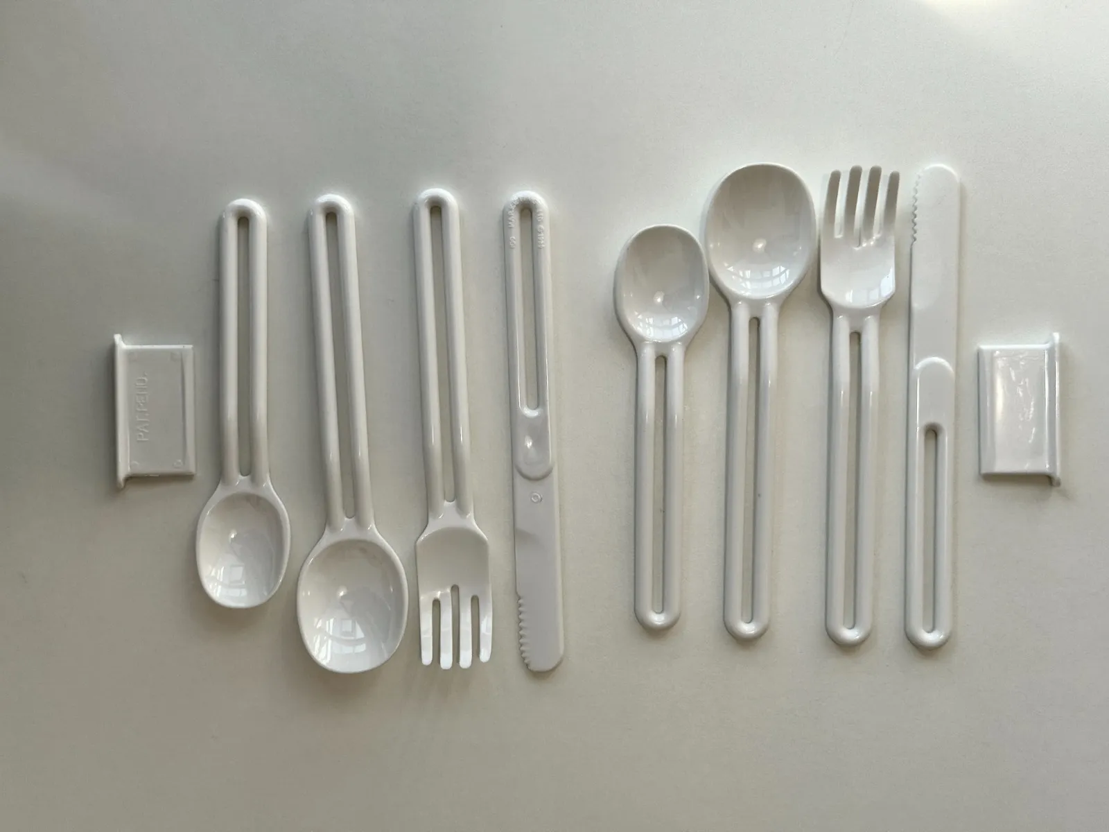 Idg Marketing White Plastic Picnic Cutlery Sets 1986