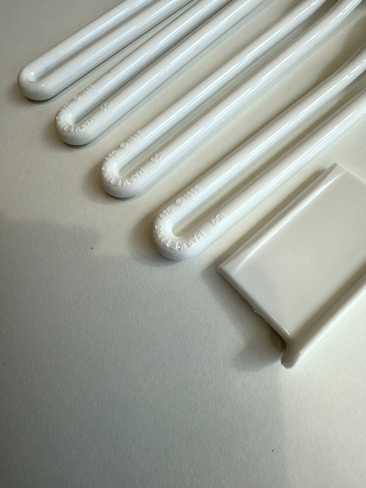 Idg Marketing White Plastic Picnic Cutlery Sets 1986 photo Home Decor