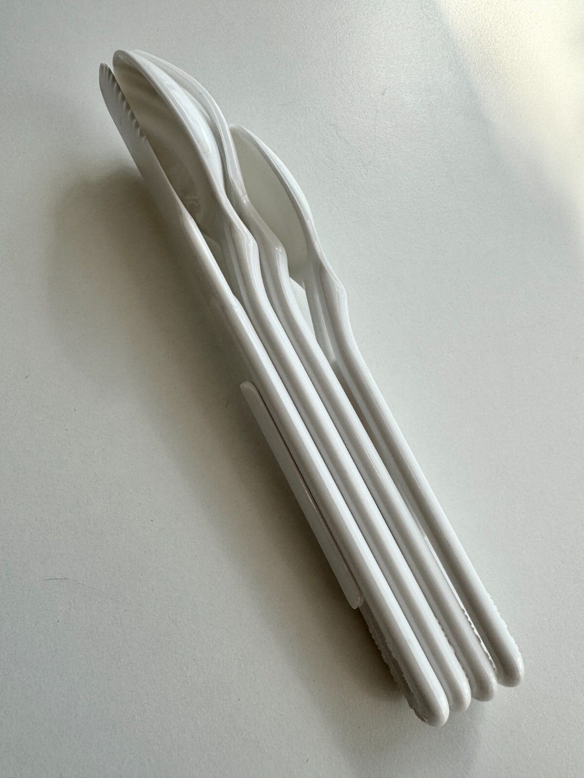 photo for sale Idg Marketing White Plastic Picnic Cutlery Sets 1986