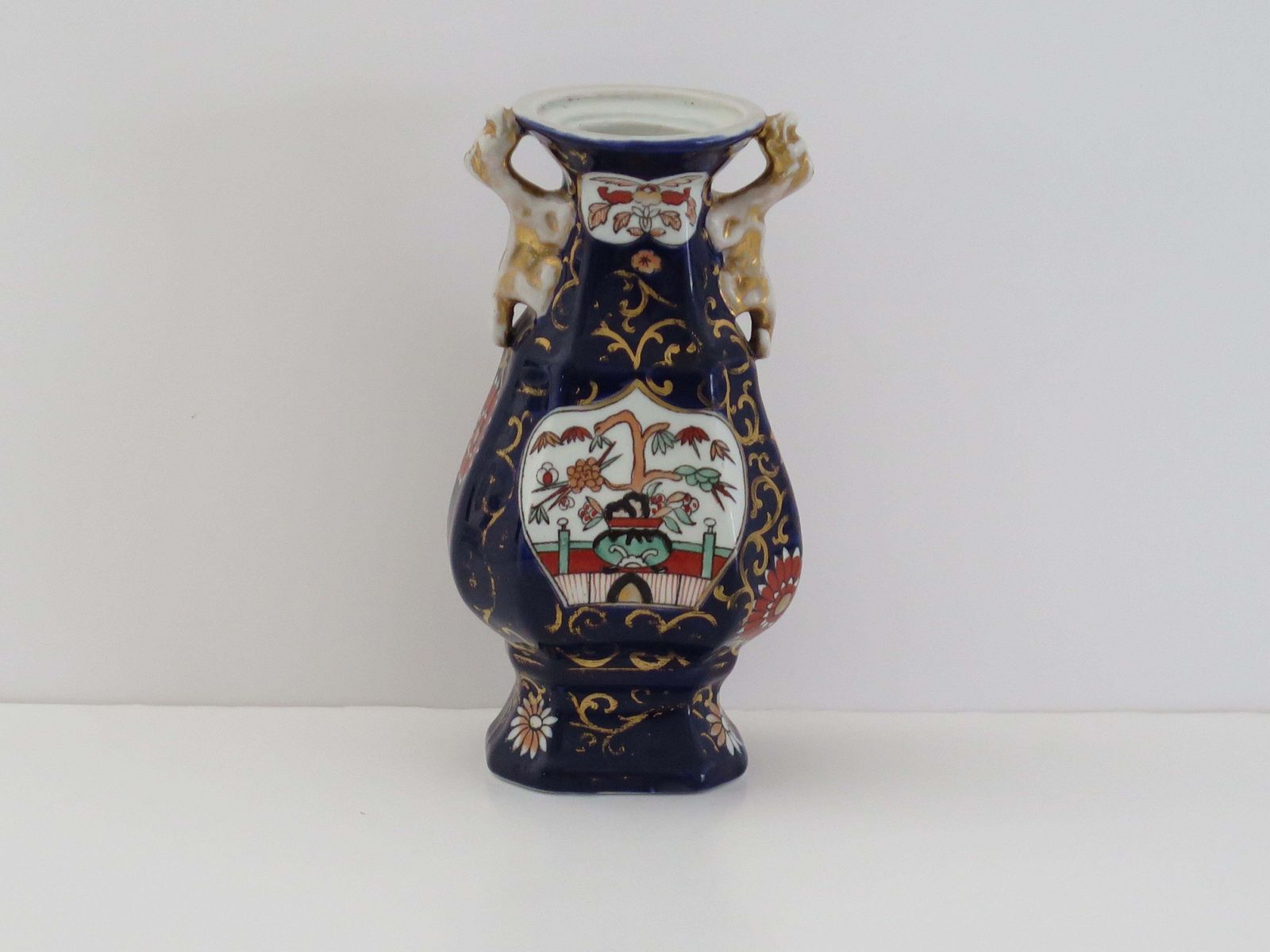 photo furniture Masons Ironstone Vase In Blue Hawthorne Pattern (No. 2), Circa 1830
